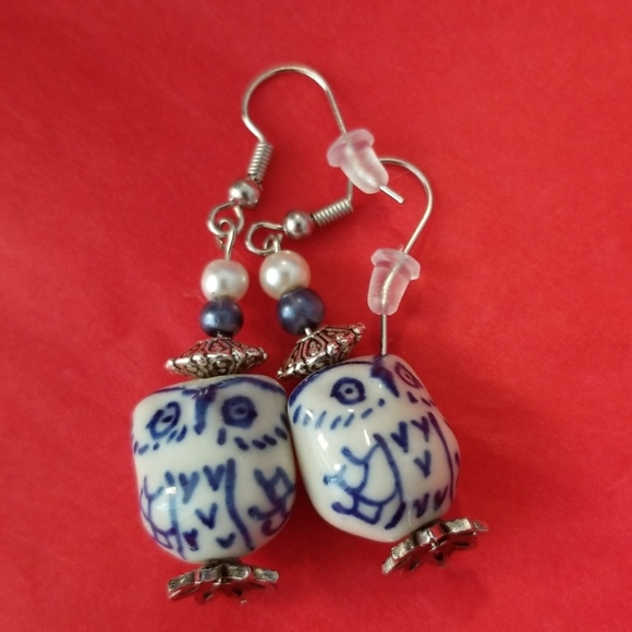 OWL EARRINGS - Picture 2 of 3